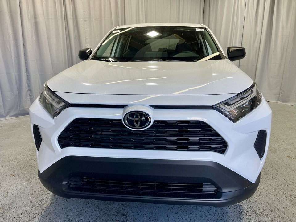 2024 Toyota RAV4 LE 15