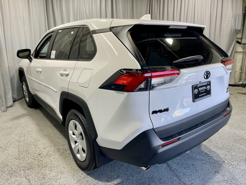 2024 Toyota RAV4 LE 39