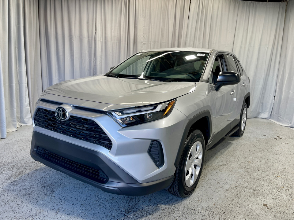 2024 Toyota RAV4 LE 1