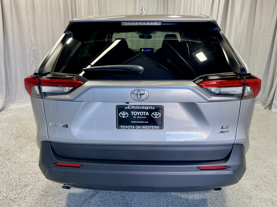 2024 Toyota RAV4 LE 7