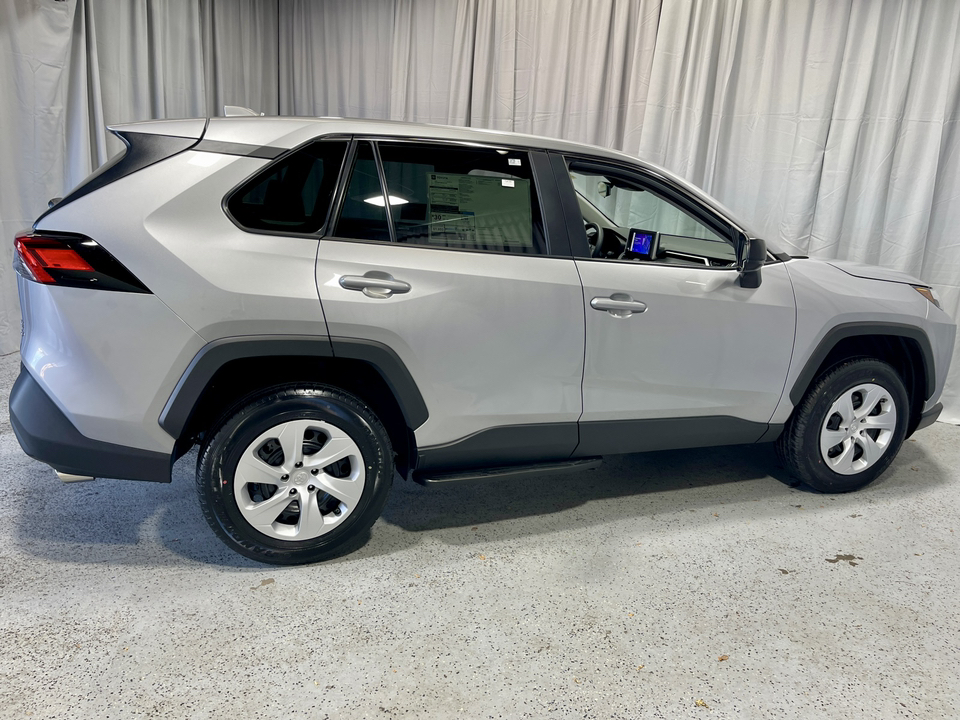 2024 Toyota RAV4 LE 11