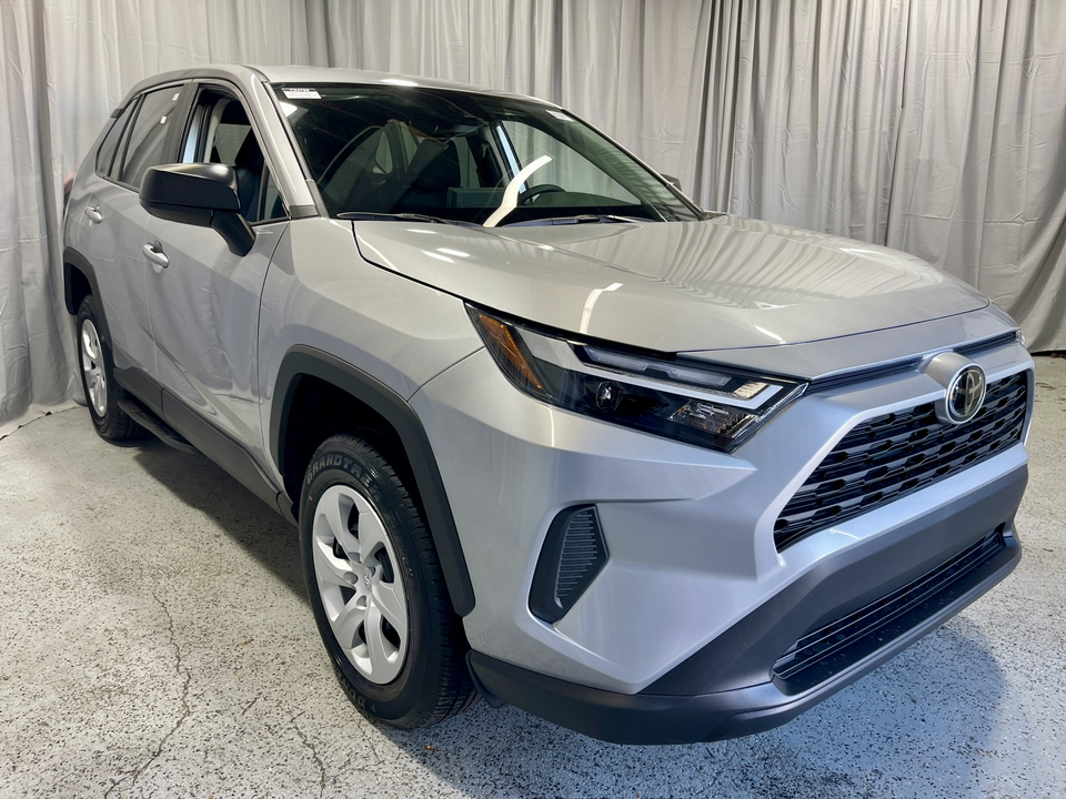 2024 Toyota RAV4 LE 13