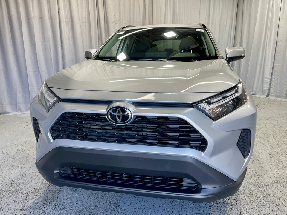 2024 Toyota RAV4 XLE 14