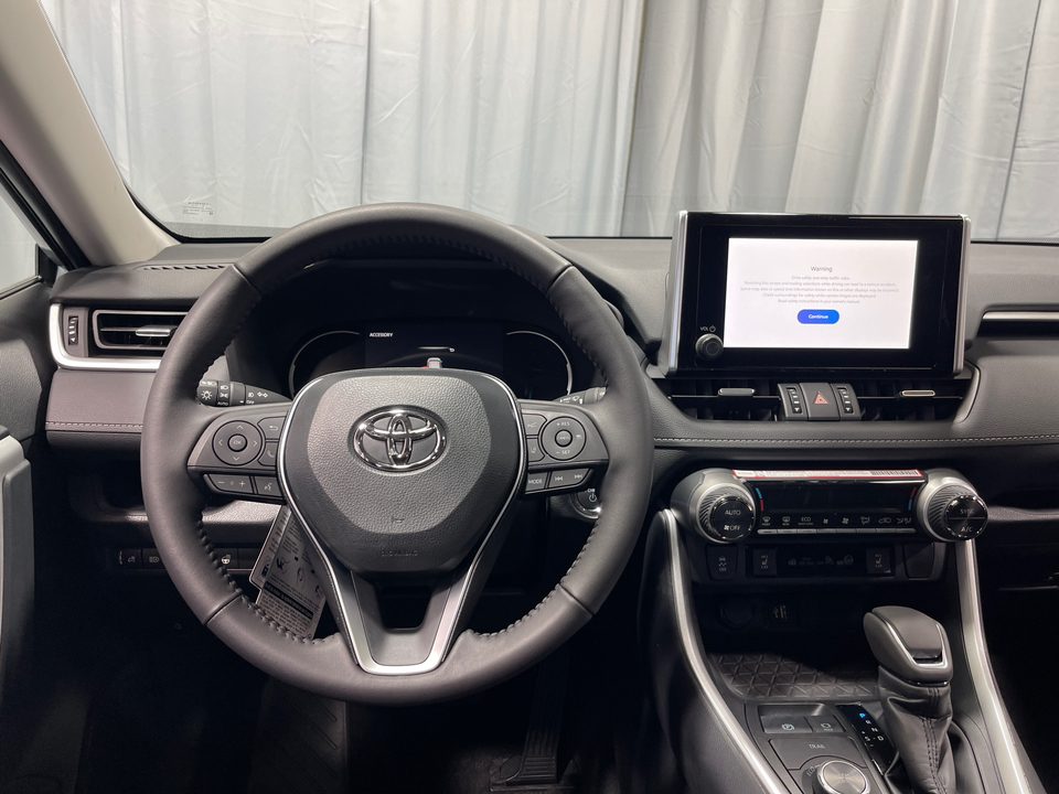 2024 Toyota RAV4 Hybrid XLE Premium 8