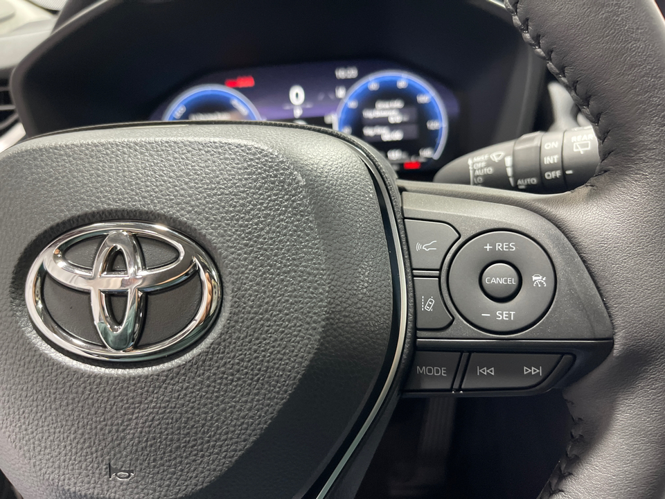 2024 Toyota RAV4 Hybrid Limited 27