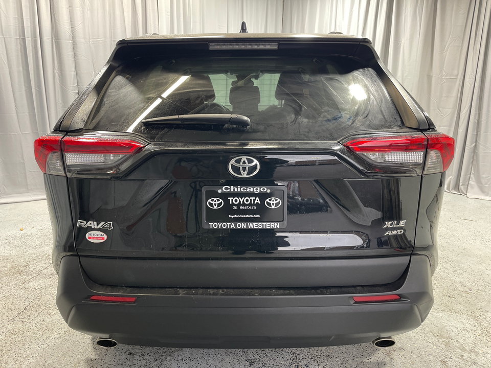 2021 Toyota RAV4 XLE Premium 7