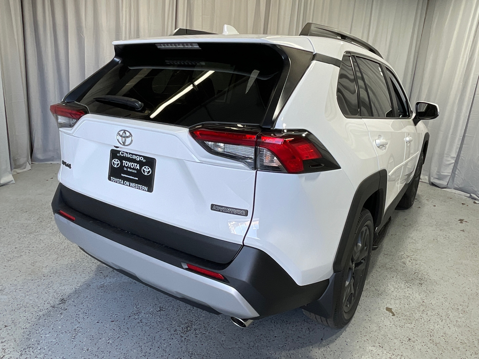 2024 Toyota RAV4 Adventure 9