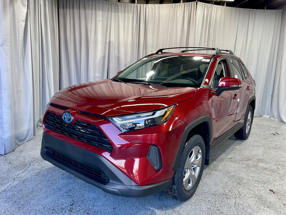 2024 Toyota RAV4 Hybrid XLE 1