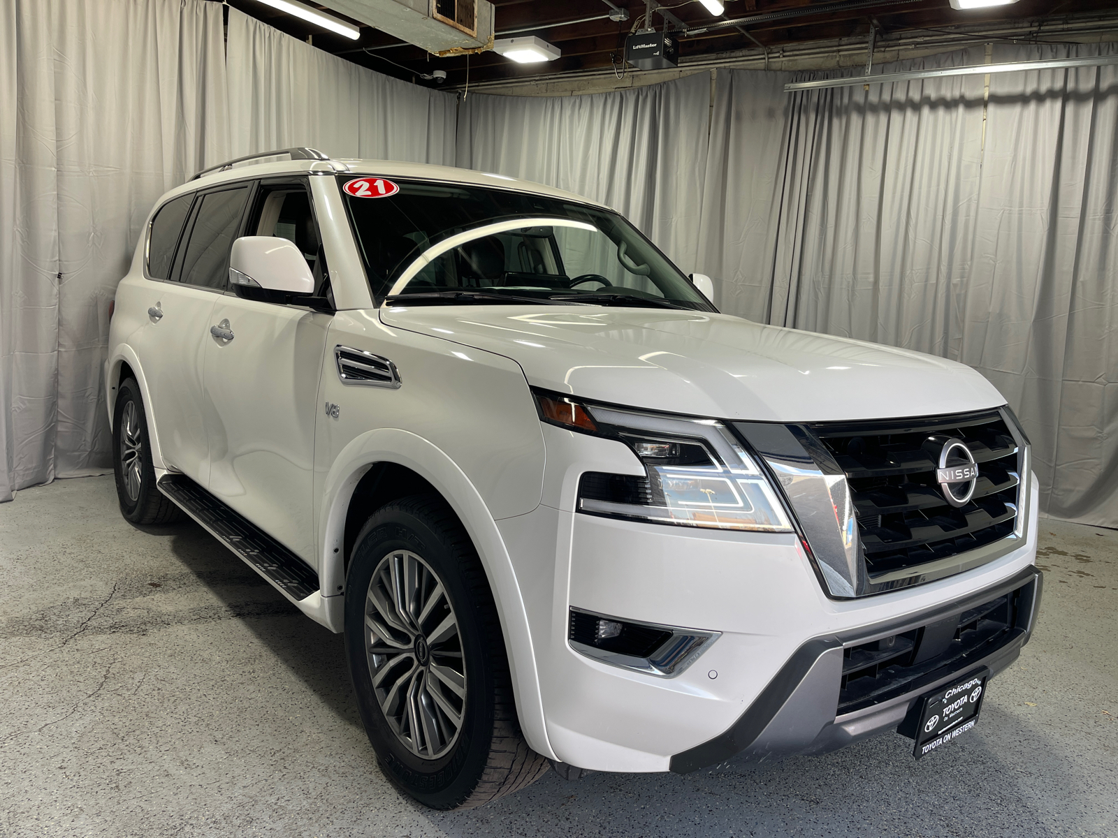 2021 Nissan Armada SV 1