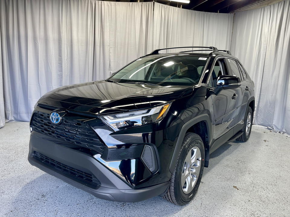 2024 Toyota RAV4 Hybrid XLE 1