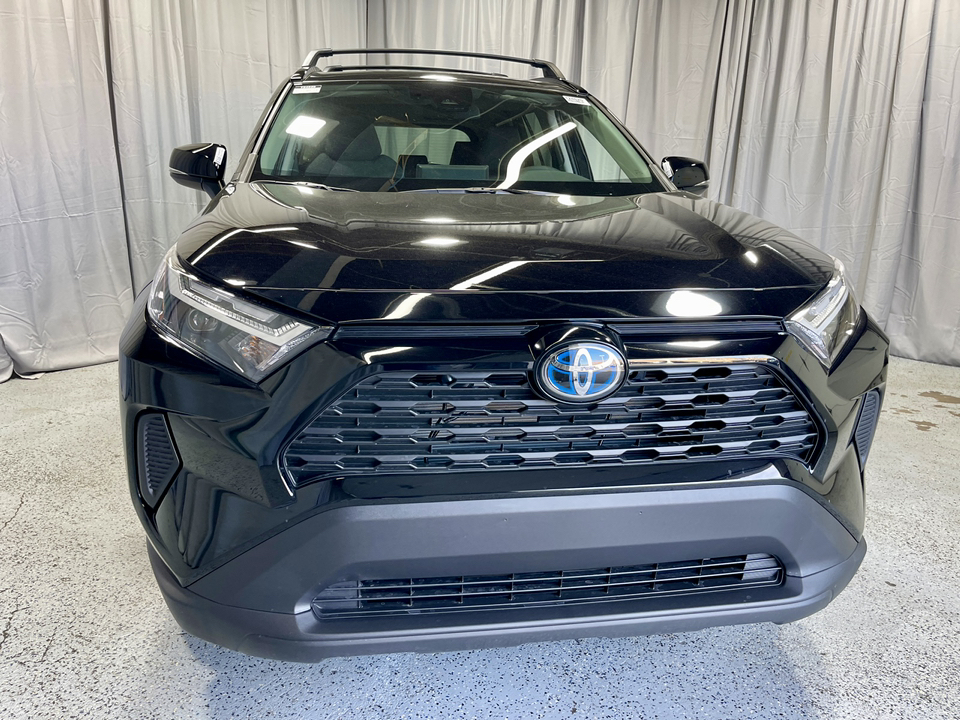 2024 Toyota RAV4 Hybrid XLE 15