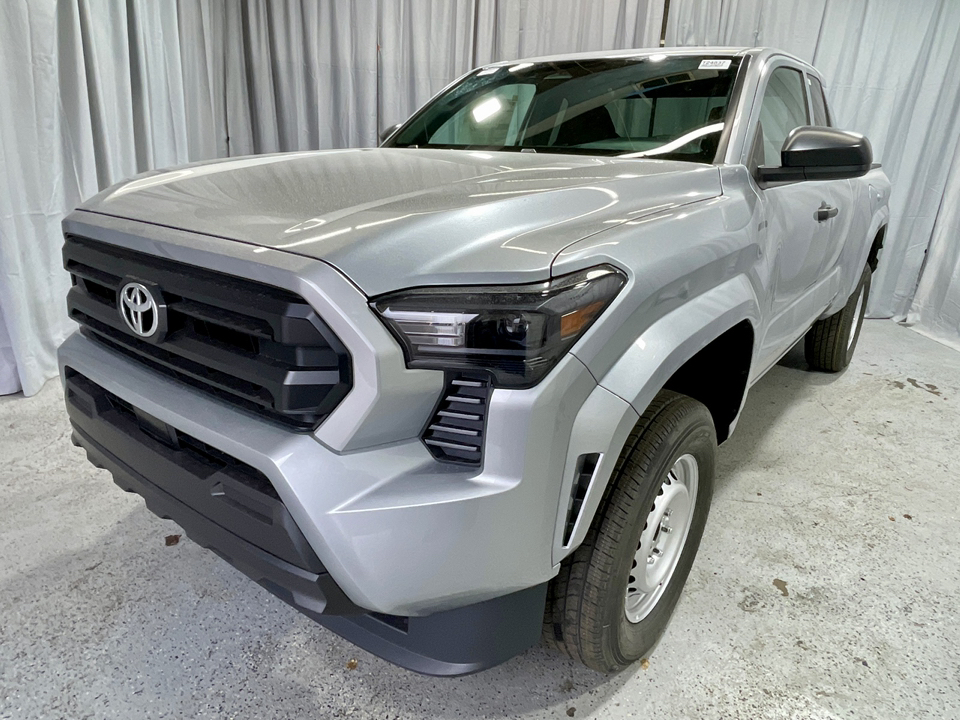 2024 Toyota Tacoma SR 13