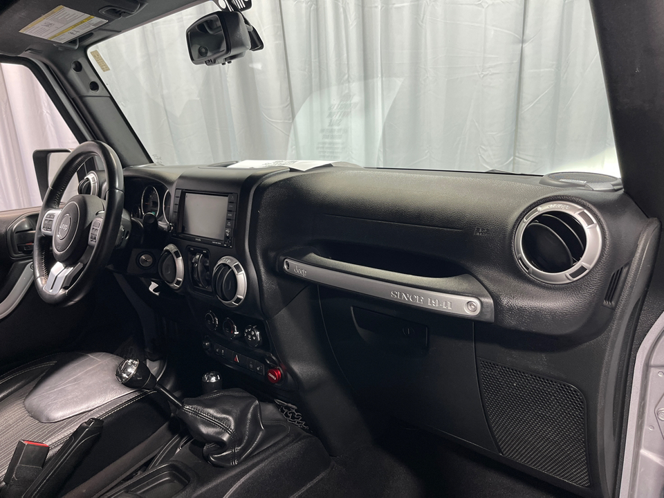 2015 Jeep Wrangler Unlimited Freedom Edition 10