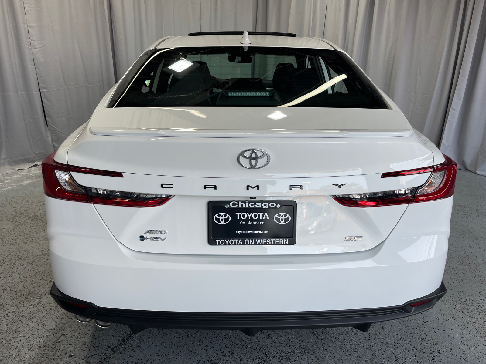 2025 Toyota Camry SE 7