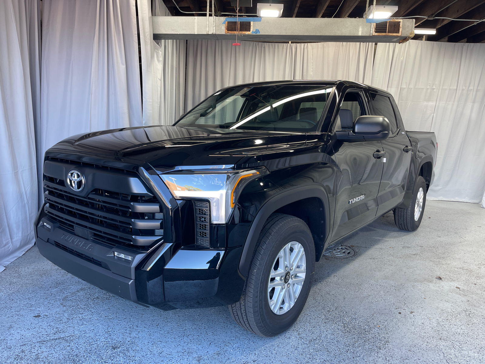 2025 Toyota Tundra SR5 1