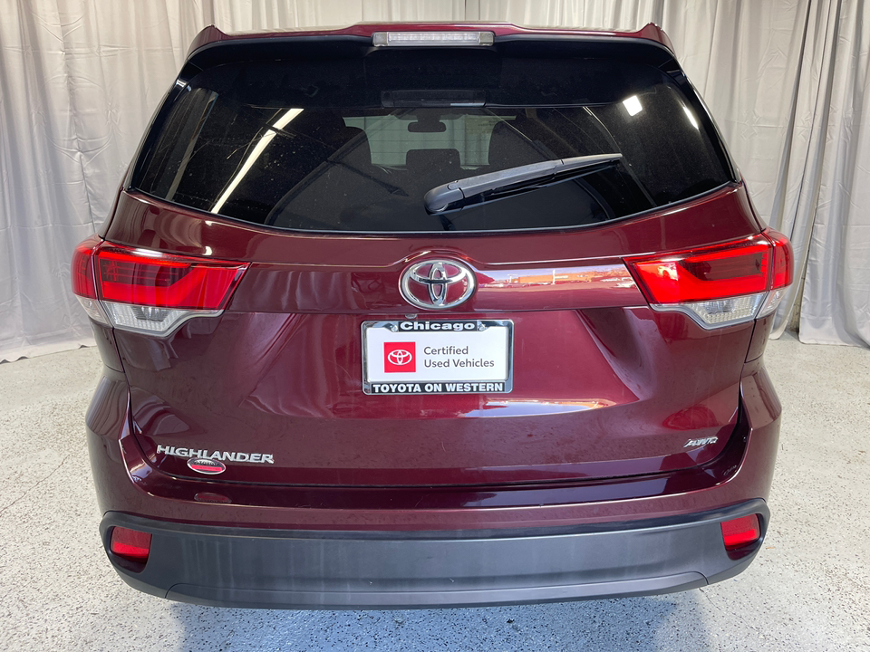 2019 Toyota Highlander LE 7