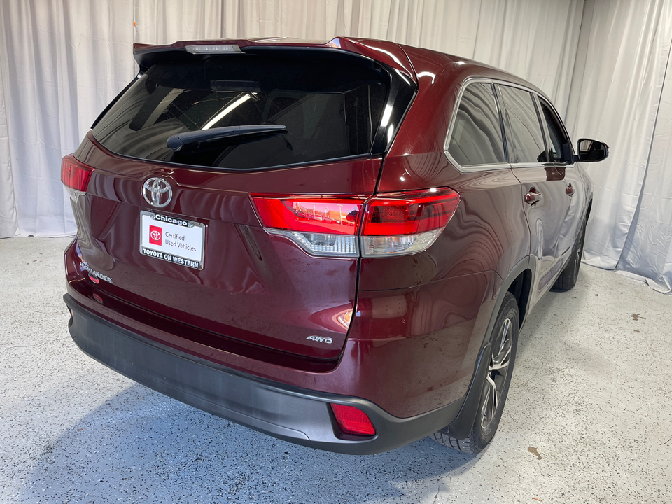 2019 Toyota Highlander LE 9