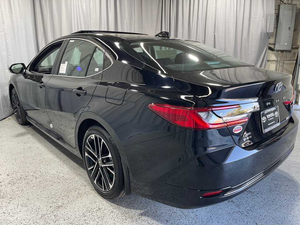 2025 Toyota Camry XLE 5