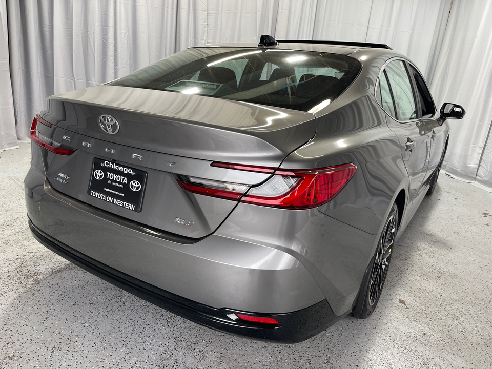 2025 Toyota Camry XLE 9