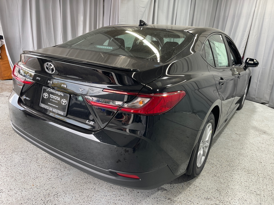 2025 Toyota Camry LE 9