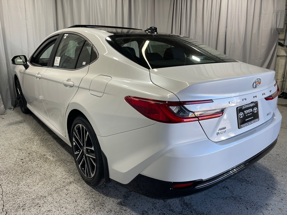 2025 Toyota Camry XLE 5