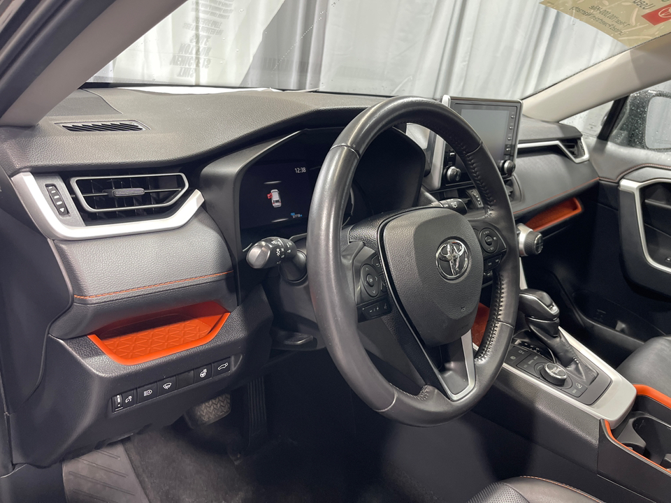 2019 Toyota RAV4 Adventure 2