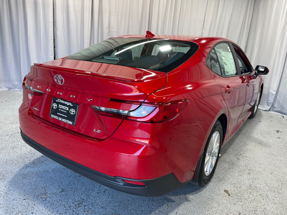 2025 Toyota Camry LE 9