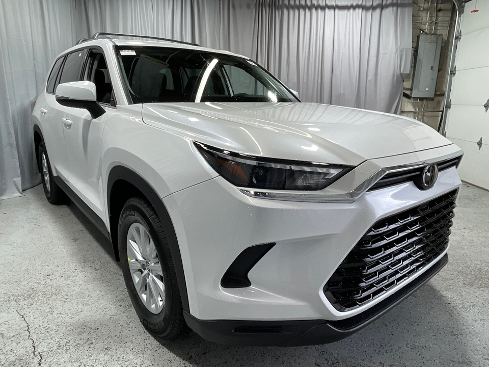 2024 Toyota Grand Highlander XLE 13