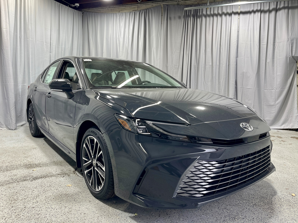 2025 Toyota Camry XLE 1