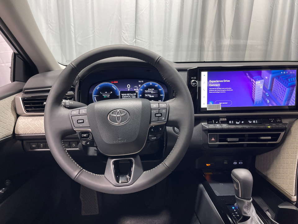 2025 Toyota Camry XLE 20