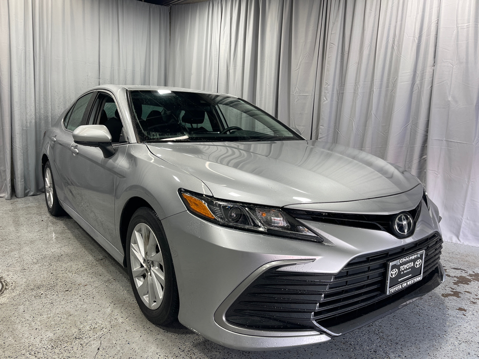 2021 Toyota Camry LE 1