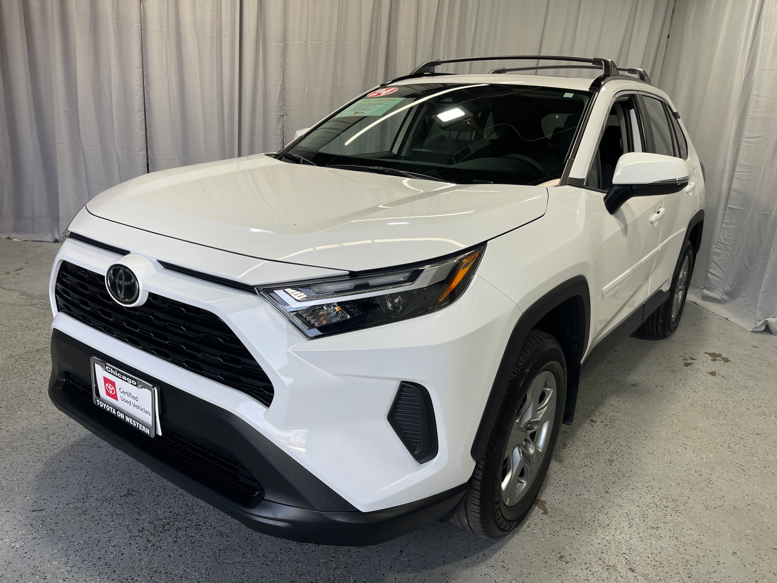 2024 Toyota RAV4 XLE 3