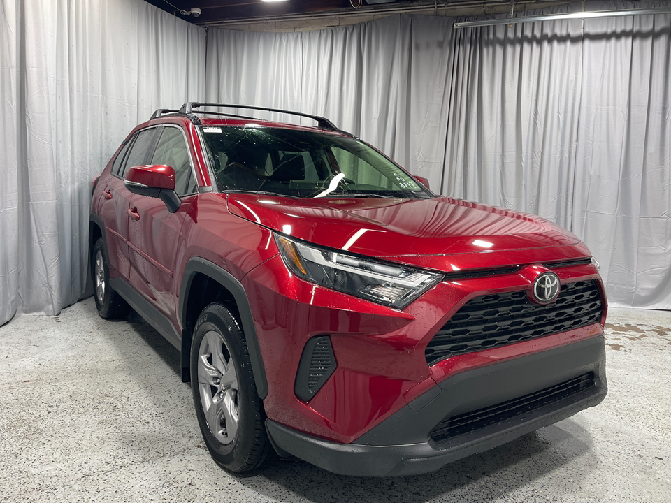 2025 Toyota RAV4 Hybrid XLE 1