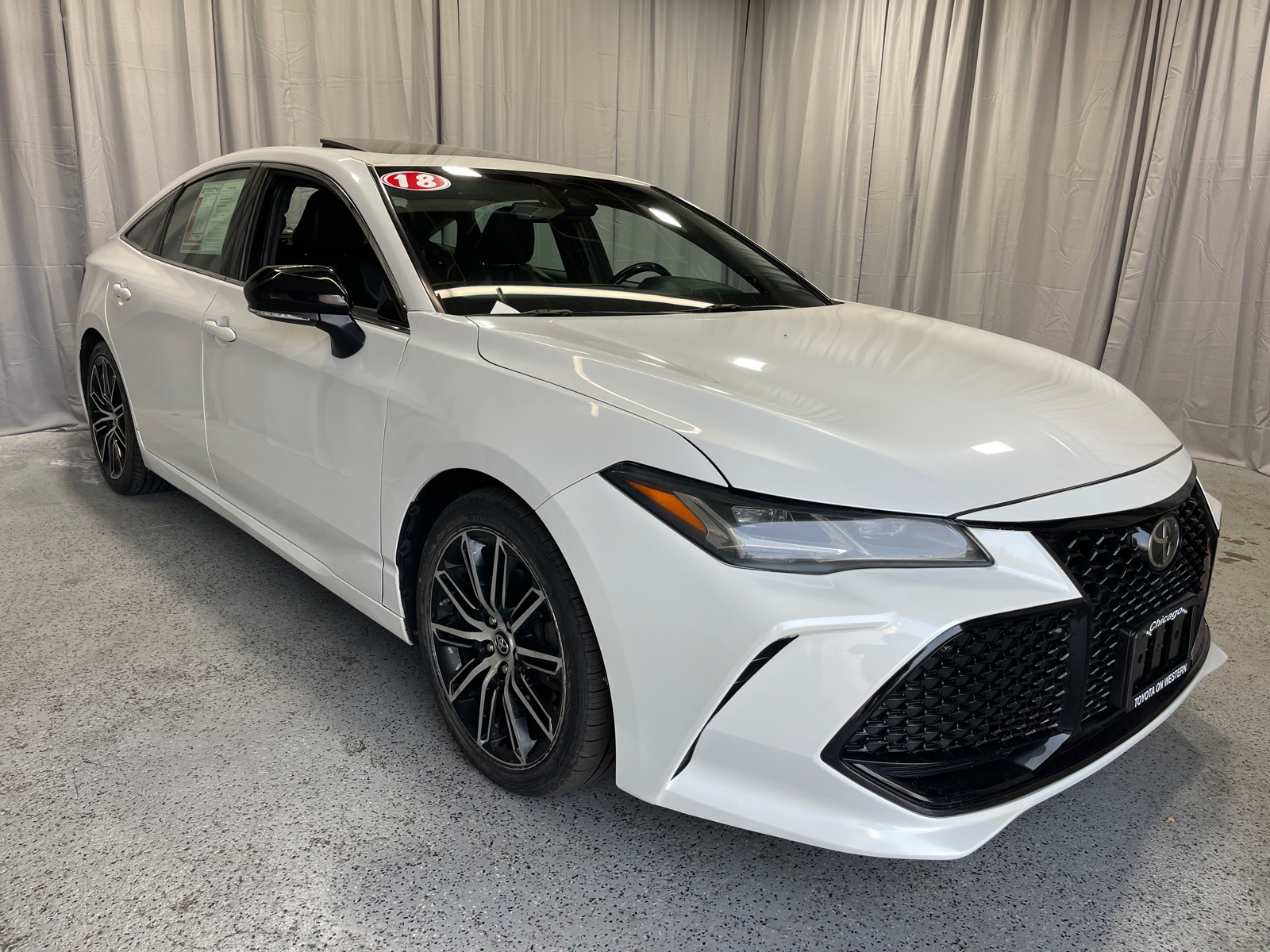 2019 Toyota Avalon Touring 13