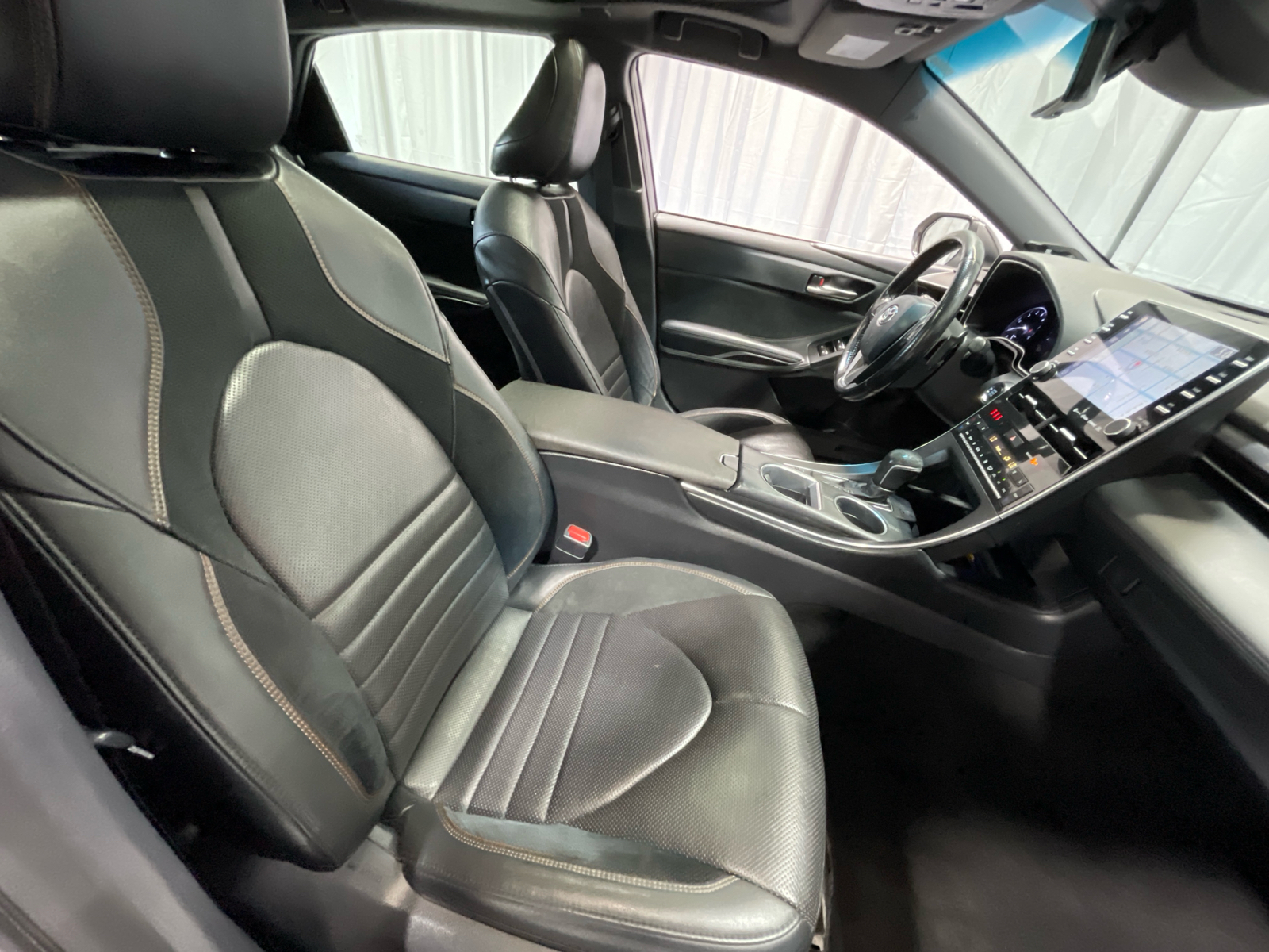 2019 Toyota Avalon Touring 23