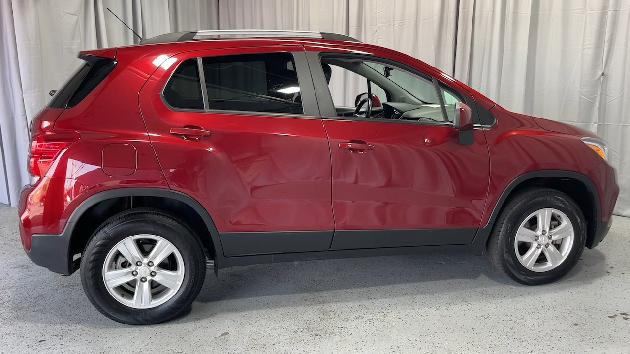 2021 Chevrolet Trax LT 9