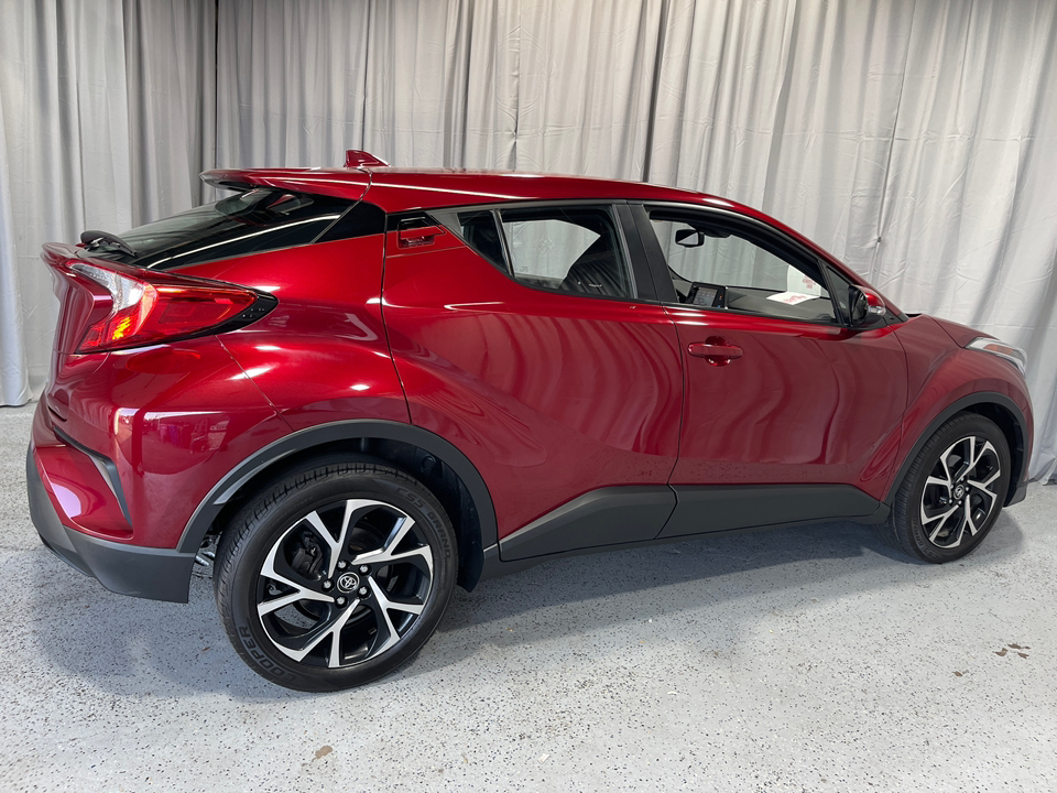 2018 Toyota C-HR XLE Premium 11