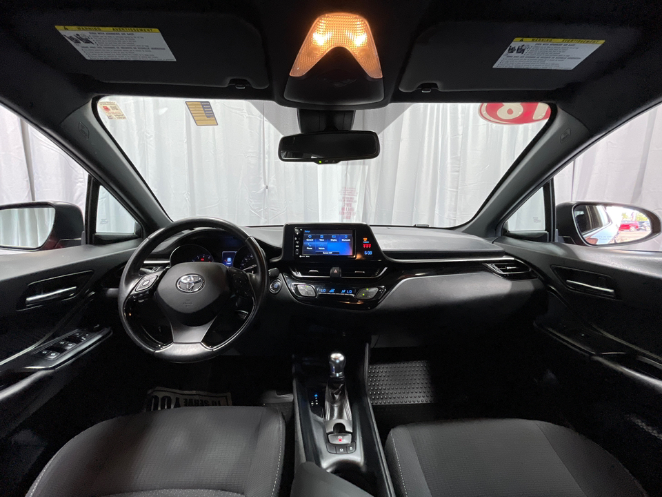 2018 Toyota C-HR XLE Premium 19