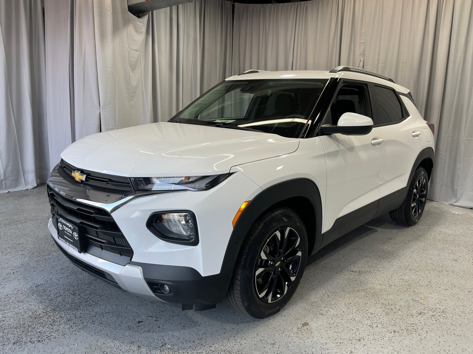 2022 Chevrolet TrailBlazer LT 1