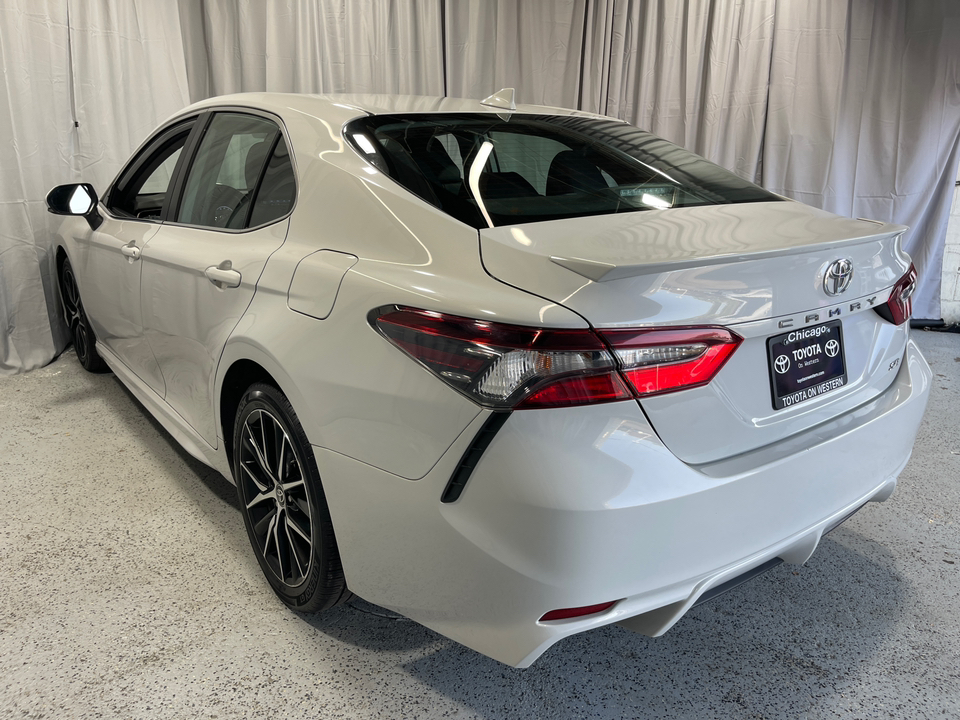 2022 Toyota Camry SE 5