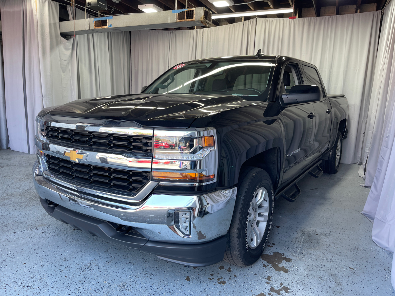 2018 Chevrolet Silverado 1500 LT 1