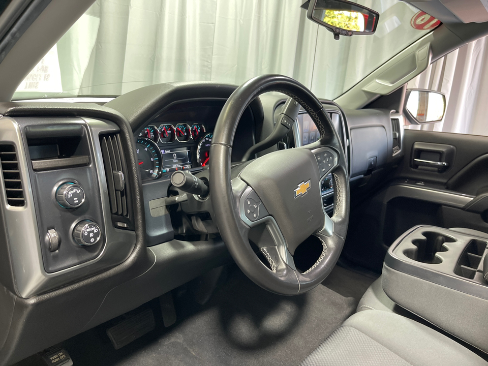 2018 Chevrolet Silverado 1500 LT 2