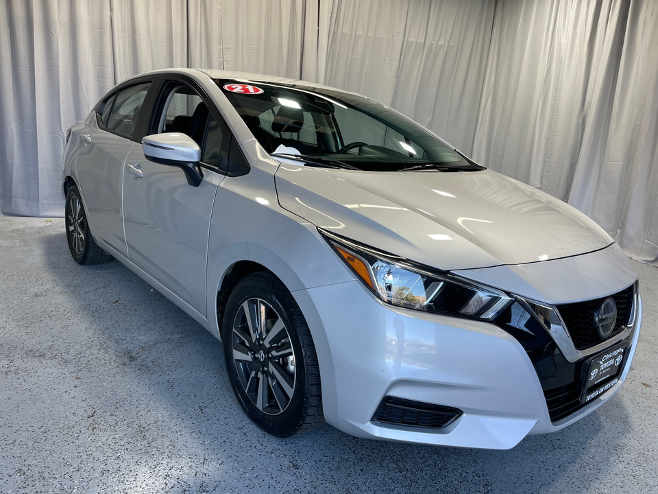 2021 Nissan Versa 1.6 SV 13