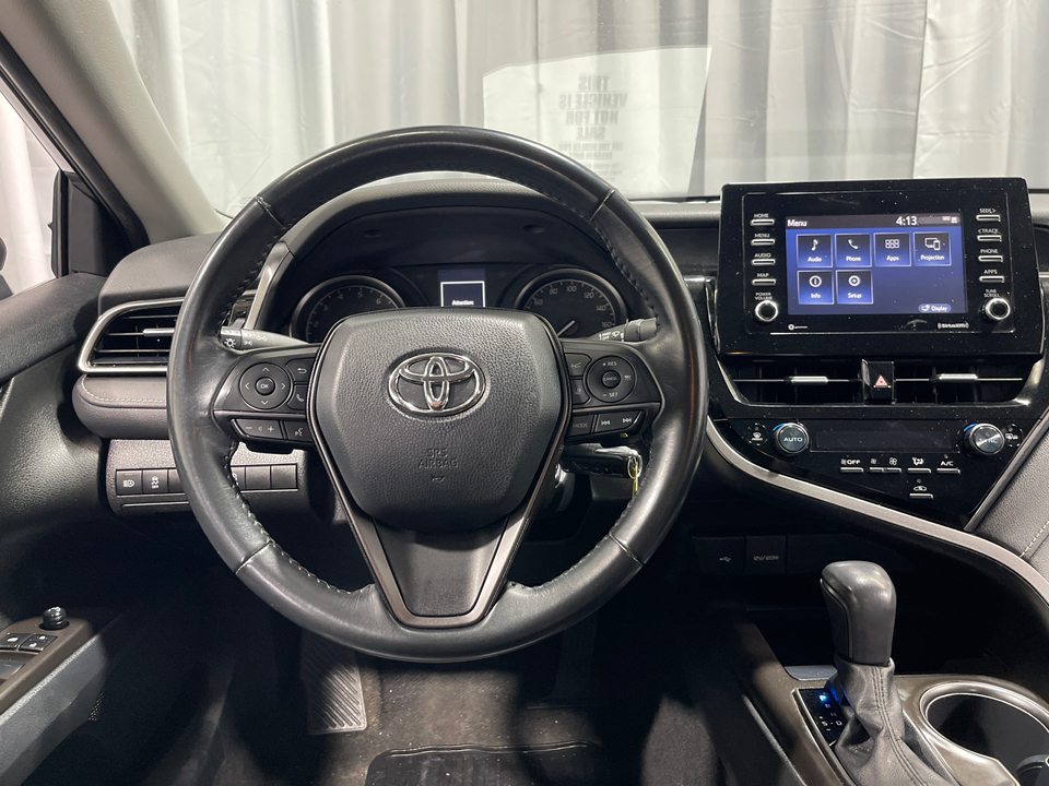 2022 Toyota Camry SE 8