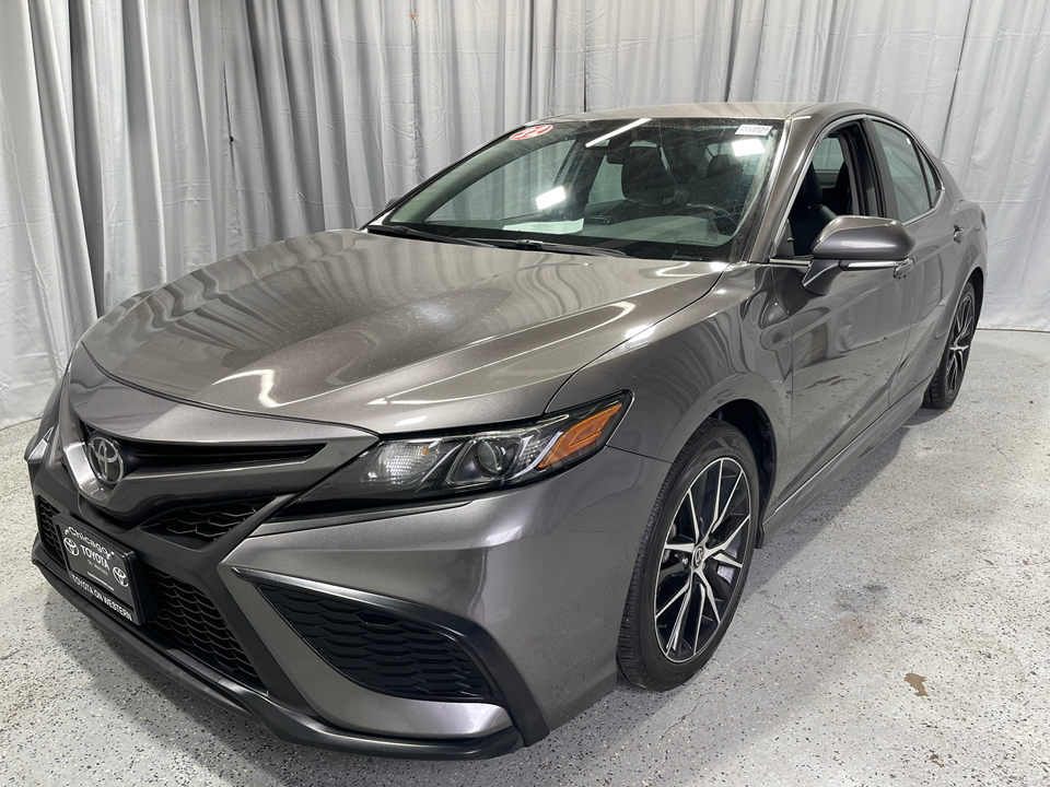 2022 Toyota Camry SE 13