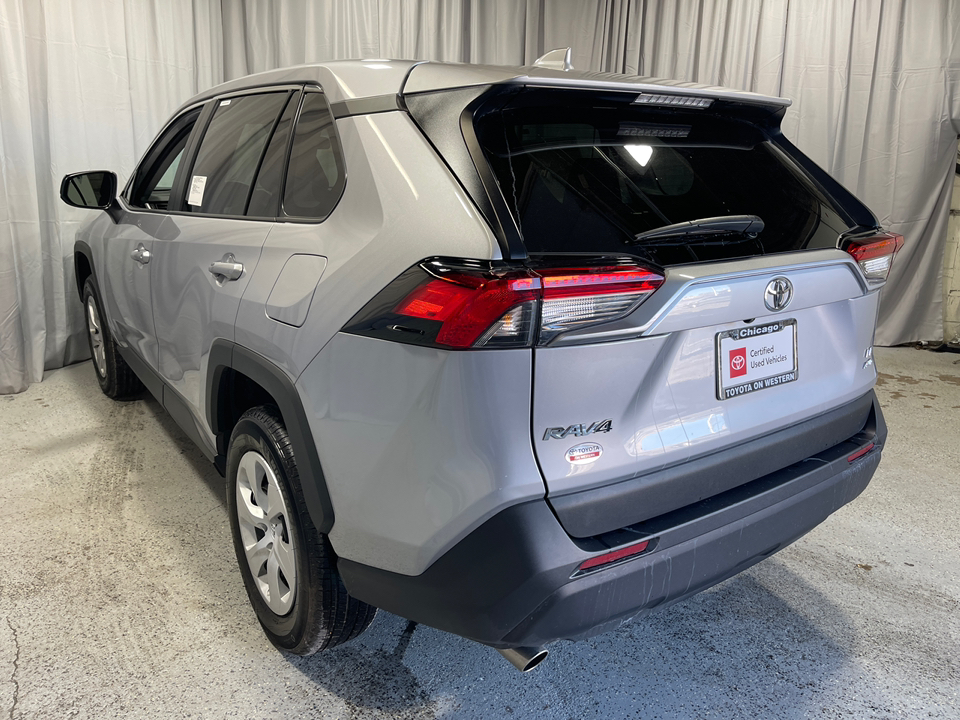 2024 Toyota RAV4 LE 9