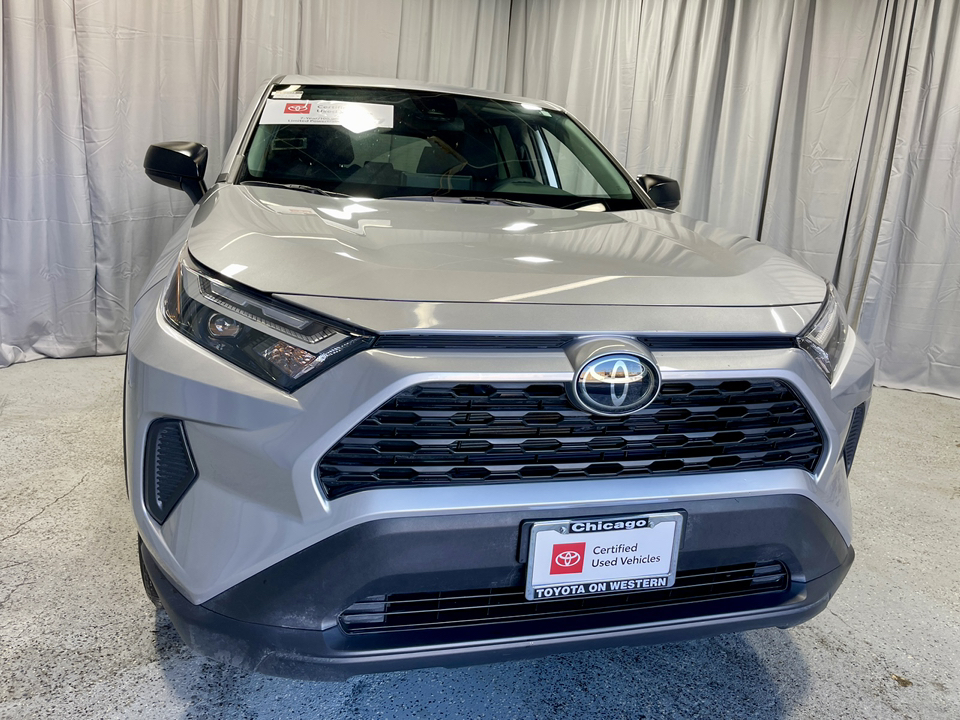 2024 Toyota RAV4 LE 15