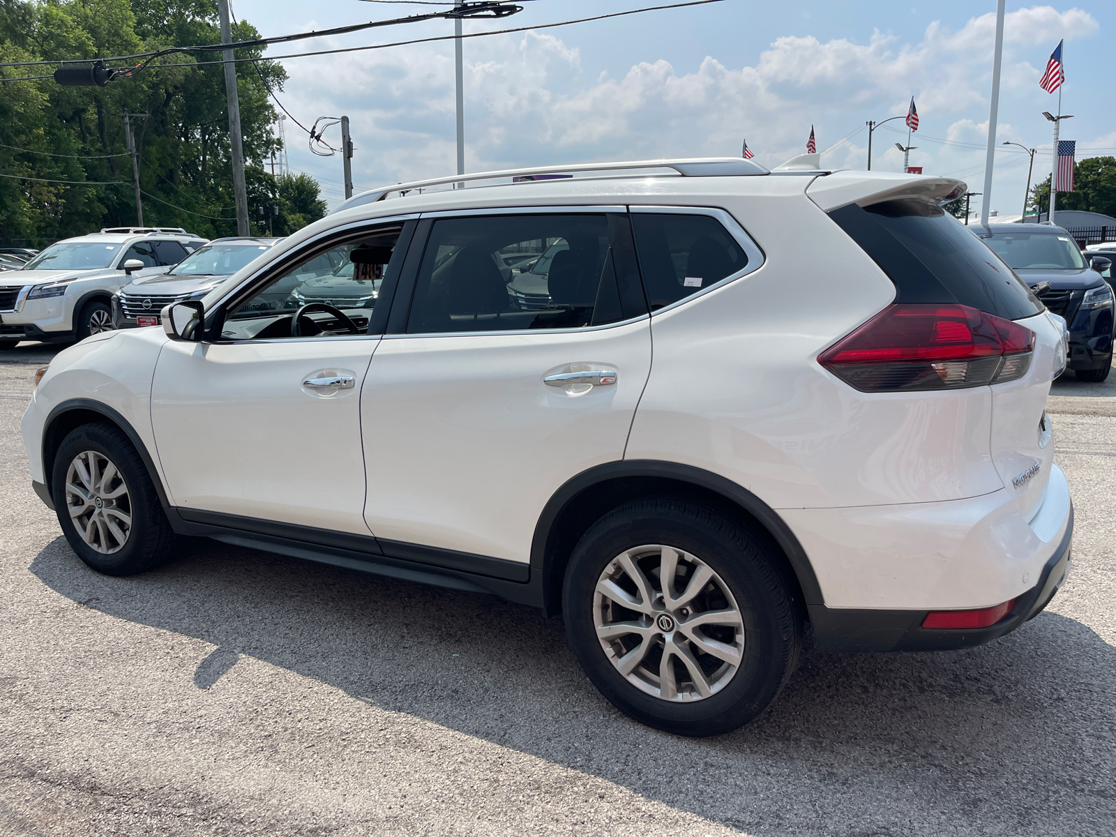 2020 Nissan Rogue SV 25