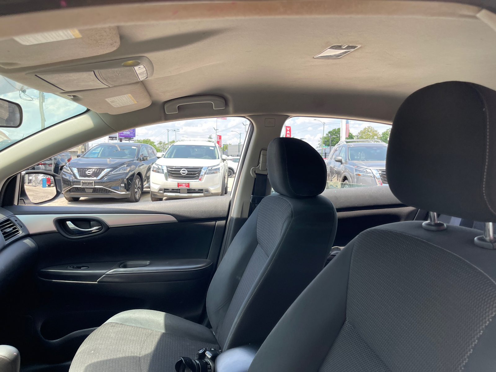 2019 Nissan Sentra S 9