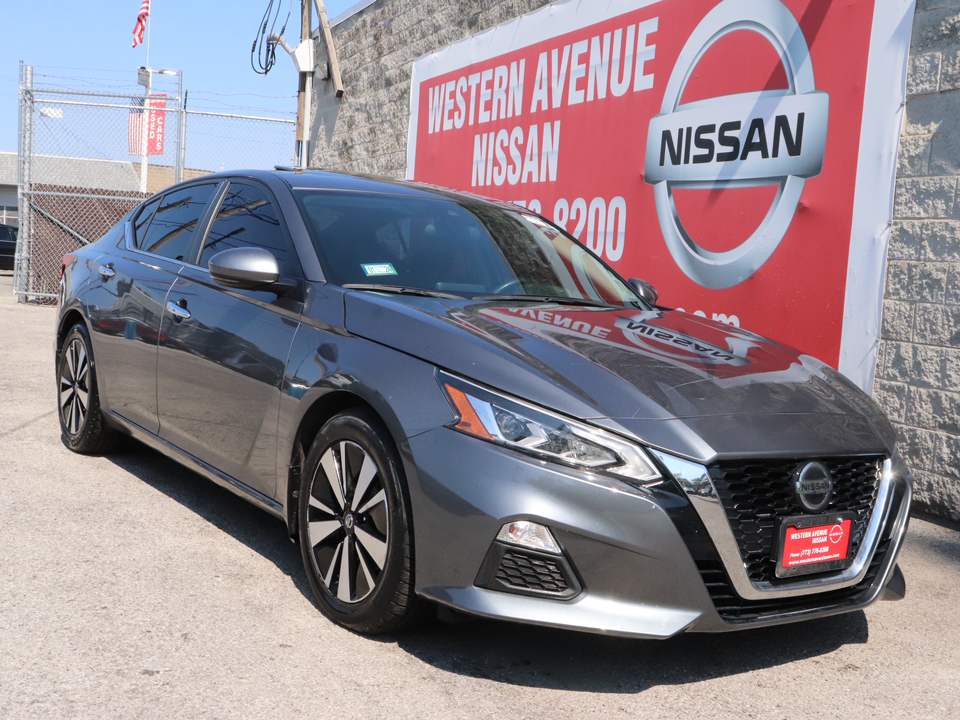 2021 Nissan Altima 2.5 SV 2